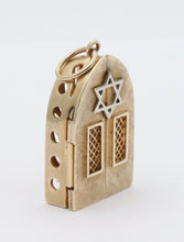 Load image into Gallery viewer, Vintage 14K Yellow Gold Moses Opening Pendant
