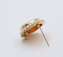 Load image into Gallery viewer, Vintage Carved Shell Cameo Pearls 14K Yellow Gold Brooch Pendant