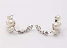 Load image into Gallery viewer, Vintage 14K White Gold Cultured Pearl Clip Earrings