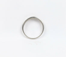 Load image into Gallery viewer, Vintage Platinum Diamond Wedding Band  Ring