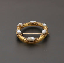 Load image into Gallery viewer, Victorian Etruscan Revival 14K Yellow Gold Baroque Pearl Oval Brooch Pin