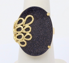 Load image into Gallery viewer, Vintage 18K Yellow Gold Blue Goldstone Statement Ring