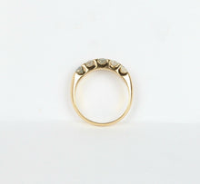 Load image into Gallery viewer, Vintage 1960's Wedding Band with Five Diamonds