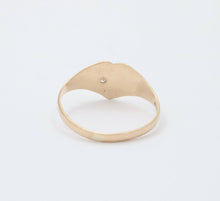 Load image into Gallery viewer, English 9K Yellow Gold Diamond Heart Signet Ring