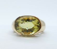Load image into Gallery viewer, Large Statement Ladies Lemon Green Quartz Diamonds 14K Yellow Gold Ring