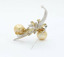 Load image into Gallery viewer, Vintage 18K White/Yellow Gold Pearl Diamond Floral Brooch