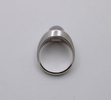 Load image into Gallery viewer, Vintage Star Sapphire Diamonds 14K White Gold Ring