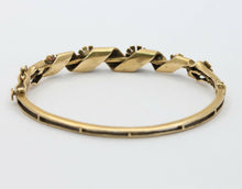 Load image into Gallery viewer, Vintage 14K Yellow Gold Floral Swirl Diamond Bangle