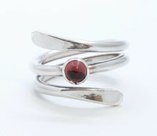 Load image into Gallery viewer, Beautiful Vintage Tourmaline Sterling Silver Coil Ring
