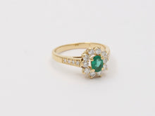 Load image into Gallery viewer, Vintage Cluster Emerald Diamonds 18K Yellow Gold Ring