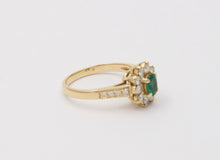 Load image into Gallery viewer, Vintage Cluster Emerald Diamonds 18K Yellow Gold Ring