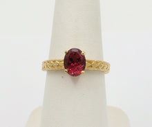 Load image into Gallery viewer, Vintage 14K Yellow Gold Rubellite Engraved Solitaire Ring