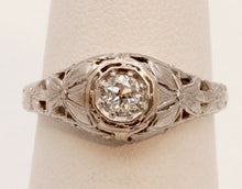 Load image into Gallery viewer, Art Deco Diamond Carved Flowers Platinum Ring