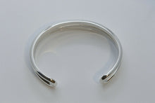 Load image into Gallery viewer, Vintage Tiffany and Co Ladies 925 Sterling Silver Bangle Cuff Bracelet