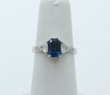 Load image into Gallery viewer, Vintage Ladies Blue Sapphire Diamonds Platinum Ring