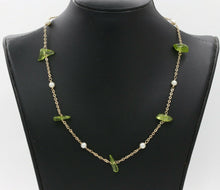 Load image into Gallery viewer, Vintage 14K Yellow Gold Peridot Pearl Necklace