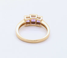 Load image into Gallery viewer, Vintage Three Stone Amethyst 14K Yellow Gold Ring