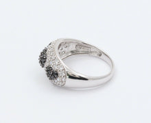 Load image into Gallery viewer, 14k White Gold Black & White Cubic Zirconia Heart Ring