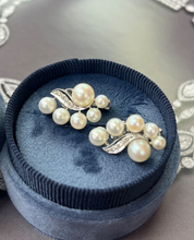 Load image into Gallery viewer, Vintage 14K White Gold Cultured Pearl Clip Earrings