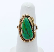 Load image into Gallery viewer, Navajo Green Matrix Turquoise 14K Yellow Gold Ring