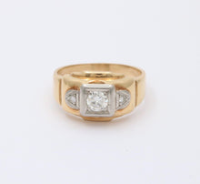 Load image into Gallery viewer, Vintage 14K Two Tone Gold Diamond Ring Band. Unisex Ring.