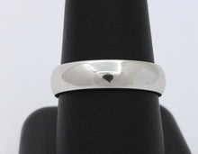 Load image into Gallery viewer, Benchmark Platinum Men's 6MM High Dome Wedding Band