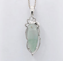 Load image into Gallery viewer, Vintage 18K White Gold Longevity Peach Jade Pendant