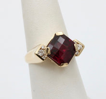 Load image into Gallery viewer, Vintage 14K Gold Rhodolite Garnet And Diamond Cocktail Ring