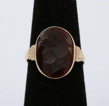 Load image into Gallery viewer, Art Deco Intaglio Carved Carnelian 14K Yellow Gold Signet Ring