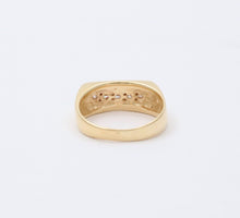 Load image into Gallery viewer, Vintage 14K Yellow Gold Diamond Ring Band