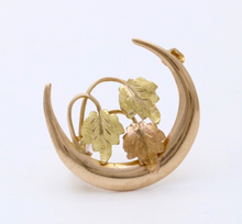 Load image into Gallery viewer, Antique Art Nouveau 10K Gold Leaf & Crescent Moon Pin. Antique Brooch.
