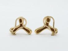 Load image into Gallery viewer, Tiffany & Co. Vintage 18K Yellow Gold Clip Earrings