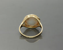 Load image into Gallery viewer, Vintage Ladies Mabe Pearl 10K Yellow Gold Ring
