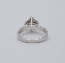 Load image into Gallery viewer, Vintage 14K White Gold Diamond Engagement ring , Anniversary Ring.