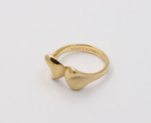 Load image into Gallery viewer, Tiffany and Co Elsa Peretti 18K Yellow Gold Full Hearts Ring