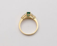 Load image into Gallery viewer, Lovely Vintage Emerald Baguette Diamonds 14K Yellow Gold Ring