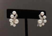Load image into Gallery viewer, Vintage 14K White Gold Cultured Pearl Clip Earrings