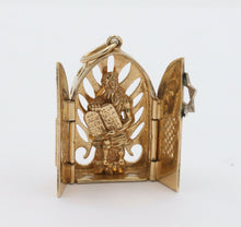 Load image into Gallery viewer, Vintage 14K Yellow Gold Moses Opening Pendant