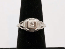 Load image into Gallery viewer, Art Deco Diamond 18K White Gold Ring