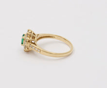 Load image into Gallery viewer, Vintage Cluster Emerald Diamonds 18K Yellow Gold Ring