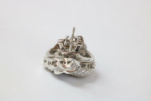Load image into Gallery viewer, Elegant Scallop Shell Diamonds Sapphire 18K White Gold Vintage Earrings