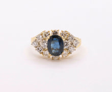 Load image into Gallery viewer, Beautiful Vintage Italian Ladies Blue Sapphire Diamonds 14K Yellow Gold Ring