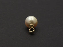 Load image into Gallery viewer, Classic Elegant Large 11.7 mm Golden Pearl Vintage Gold Pendant, Necklace.