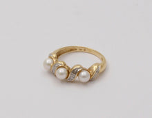Load image into Gallery viewer, Vintage 14K Yellow White Gold Pearls Diamonds Ring