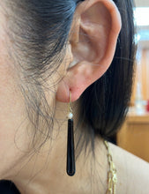 Load image into Gallery viewer, Vintage 14K Gold Onyx & Pearl Monochrome Dangling Earrings.