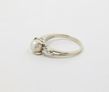 Load image into Gallery viewer, Vintage 14K White Gold Pearl Diamond Ring