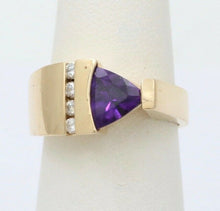 Load image into Gallery viewer, MidCentury 14K Yellow Gold Geometric Siberian Triangle Amethyst Diamond Ring Ban