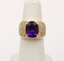 Load image into Gallery viewer, Vintage Amethyst Diamonds 18K Yellow Gold Cocktail Ring