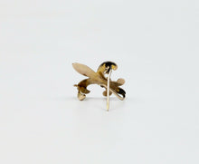Load image into Gallery viewer, Victorian 12K Fleur De Lis Brooch