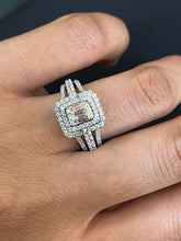 Load image into Gallery viewer, Classic 14K Gold Diamond Engagement Ring. Ring Band